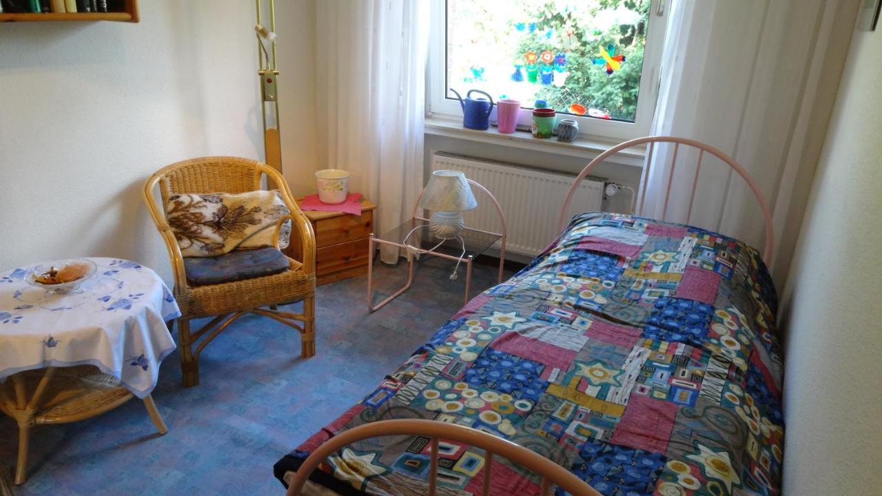 Private Room With Breakfast Hannover Exterior photo